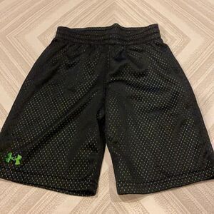 Under Armour Boys Black Mesh with Green Shorts